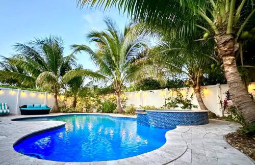 Private Luxe Pool Club Heated Spa - Foto 15