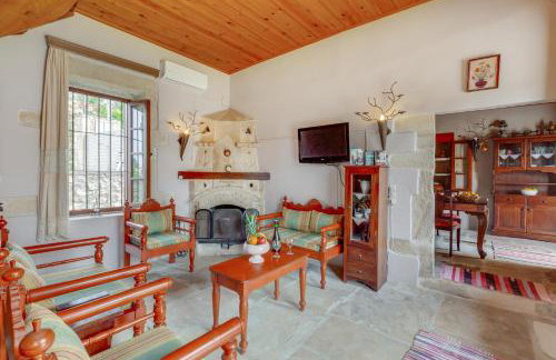 Traditional Home Vereniki With Heated Pool - BY APOKORONAS VILLAS - Foto 28