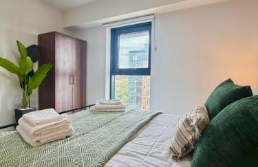 Luxe Duplex Penthouse Stay in Leeds Centre - Free Parking - Foto 23