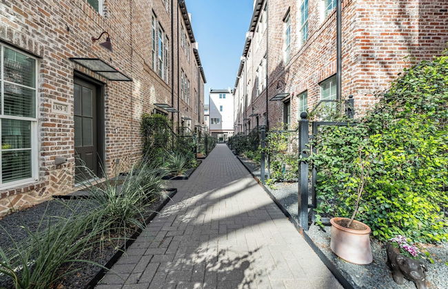 Modern Home, Private Balcony, Near Rainey & Lady Bird Lake Haus of Z - Foto 34