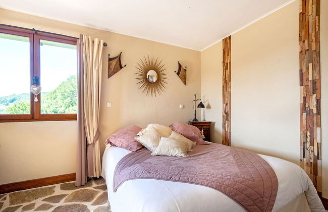 Stone House With Pool and Garden - Photo 2