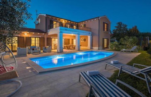 Pet Friendly Home In Barban With Sauna - Photo 8