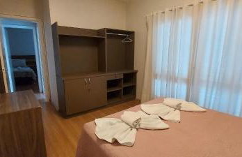 Apto espaçoso e completo próximo à Maria Fumaça - Foto 8