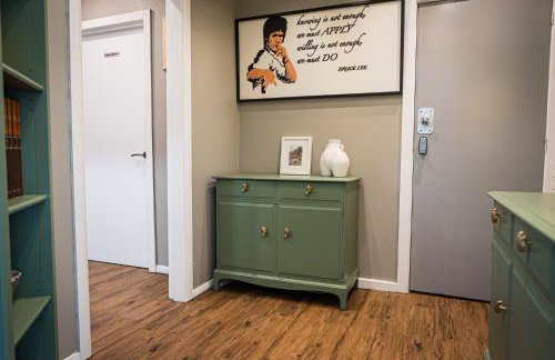 2 Independant Boutique Apartments one sleeps 2 the other sleeps 4, Meadowhall, Sheffield Arena, Free Parking - Foto 18