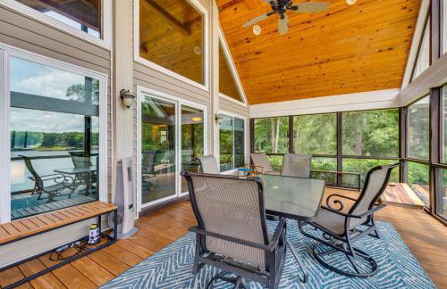 Luxe Lake Sinclair Living Private Dock and Beach! - Foto 25