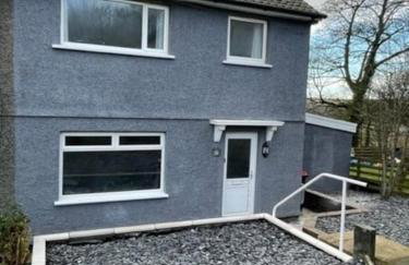 Large 3 bed property - Photo 6