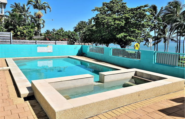 Emthree Seaside Apartments - Photo 14