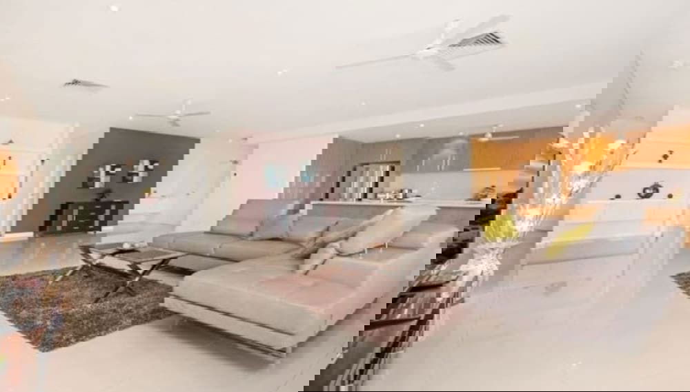 Zenlux 4BR Waterfront Penthouse Pad 270 Panoroma - Foto 1, Habitación