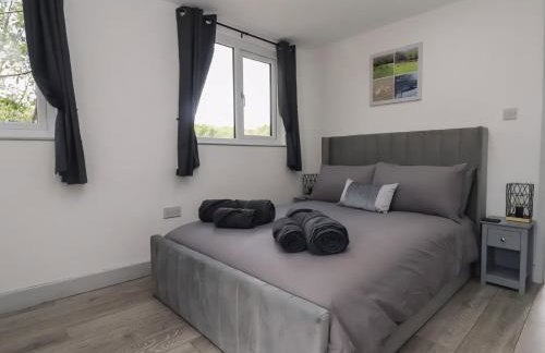 The Cabin - Private Car Park with CCTV - Fast WiFi - Peaceful Retreat with Views for Business or Couples - Foto 1