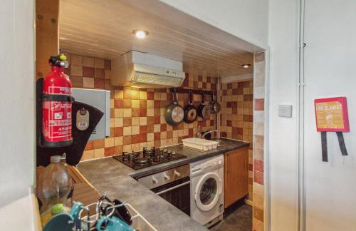 Contractors & Pets Welcome - Sleeps 1-4, less than 1 mile from M606, Ideal for Longer Stays - Foto 33
