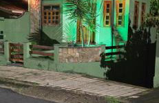 Casa Próximo ao Centro Agradável e Inteligente - Foto 14