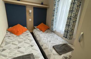 Boggy Creek - lodge with hot tub - Photo 21