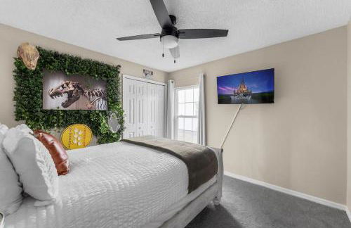 New Listing Pool and Game Room 4BR - Foto 28