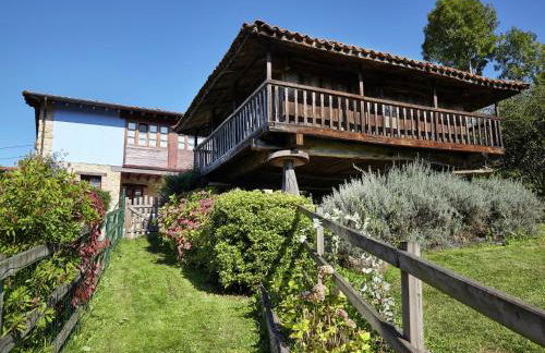 Cozy Cottage with Pool & Terrace - Foto 1