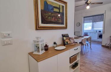 CITY HOUSE & FREE PARKING by Perry-Holiday moderno, panoramico e comodo fino a 6 ospiti - Foto 32