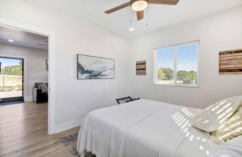 Country Charmer Single Story Cottage Pet Friendly - Foto 2