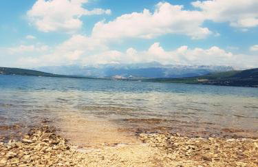 Apartment 51 - Photo 25