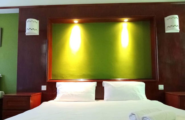 Alpine LXPD Water Chalet - Photo 9