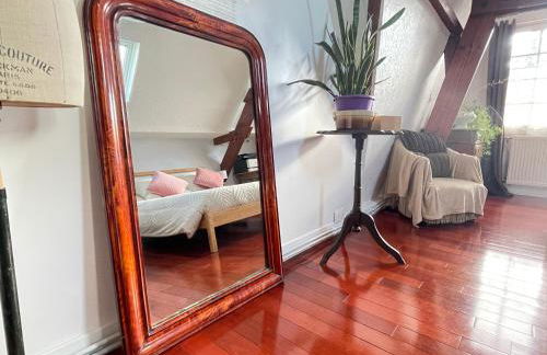 Chez Hélène, calme et verdure au centre historique - Foto 11