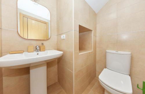 Penthouse Cactus Old Center - Photo 21