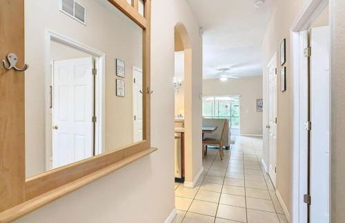 Family Getaway: 4BR Townhome by Old Town - Foto 17