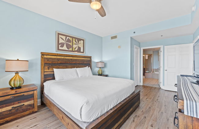 Laketown Wharf by Book That Condo - Foto 12