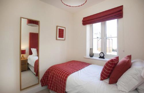 DBS Serviced Apartments - The Stretton - Photo 8