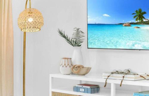 Lux Beachside 2nd Floor Condo 3 Steps to the Beach! - Foto 18