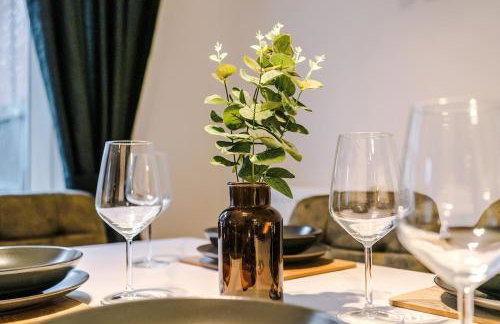 NEW! Presented by LTJ Prime Key Properties, Driveway Parking, Free WiFi - Foto 31