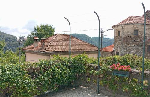 Low-mountain house with terrace and garden, near Lake Maggiore - Foto 27