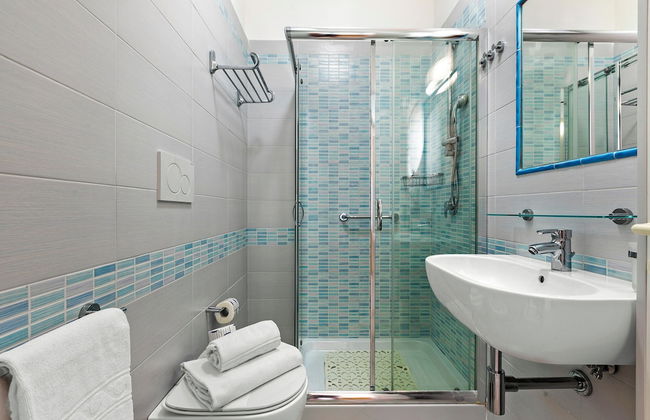 Le Onde Apartment 3 With Pool and Sea - Foto 9