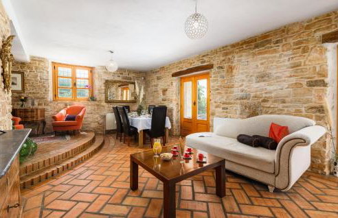 4 Bedroom Cozy Home In Sveti Lovrec - Foto 3