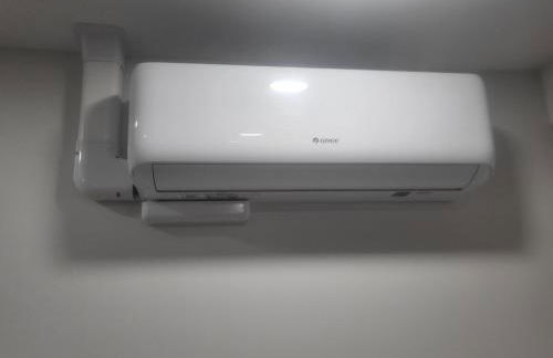 Modern Farmhouse Decor With Washer & Dryer - Foto 33