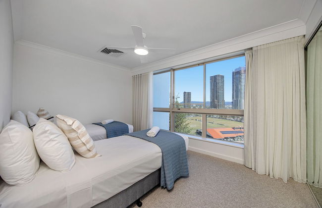 Oceana on Broadbeach - Photo 19