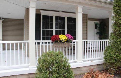 Luxury 4 bedroom house in Pocono Mountains with Hottub in Golf Course Near Lake - Foto 26