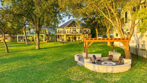 New Listing - Promo Price Waterfront Huge Yard - Foto 2