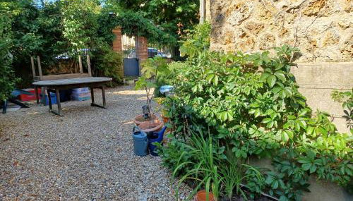 Apartment St Rémy-lès-Chevreuse 5 min walk RER B - Foto 2