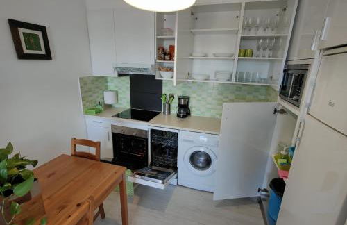 Rua Nova Apartment 28, 3 Dormitorios, WIFI, PS4 y Netflix, a 200m Catedral - Foto 71