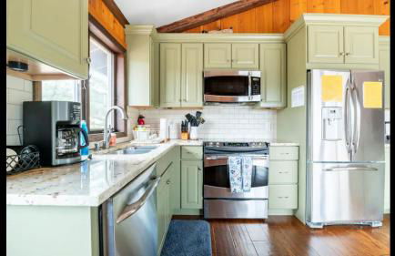 Beautiful Windham Chalet 2 minutes to the Mountain - Foto 9