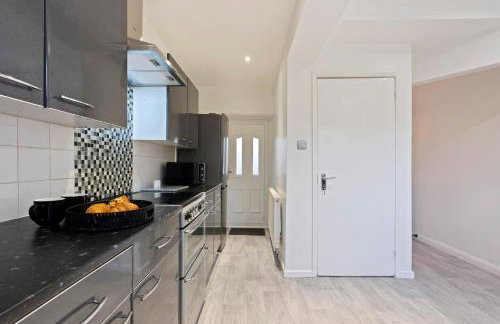 Spacious 3 Bedroom Contractor Stay House in Birmingham B23 near M6 & Fort Dunlop with Free Parking and WiFi - Foto 23