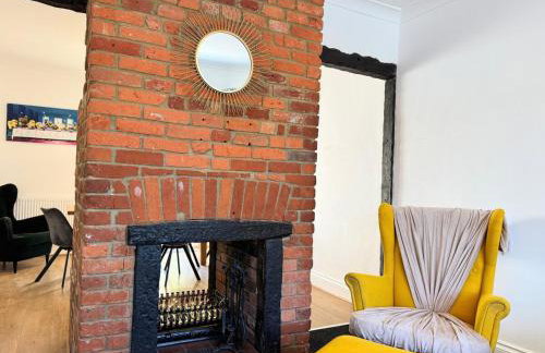 New Spacious 4 Bedrooms 5 Beds House Sleeps 8! - Foto 7