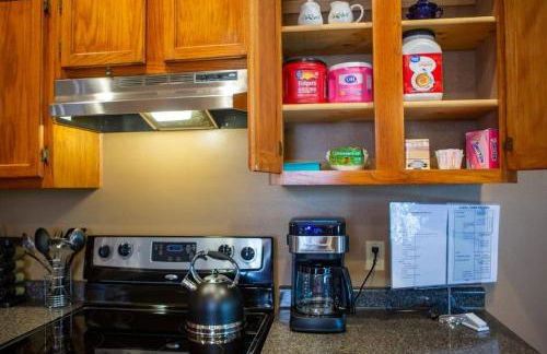 SMART Home close to downtown, MSU, and more - Foto 4