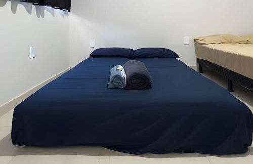 Casa Amarela Itaúna 4min da Praia que ocorre o WSL, 1min da pista de skate do LS, pracinha com parque infantil, quadra de futebol, tudo isso a 1 min da duplex, perto do comércio, wi-fi super rápido, estacionamento gratuito, monitoramento 24hrs - Foto 17