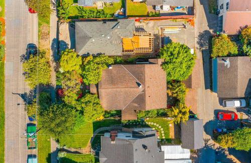 Enchanted Path to a Gardenscape - 92 Walkscore! - Foto 13