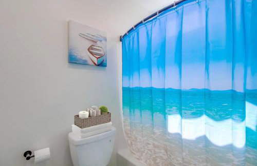 Entire Private Home with 3 Bedrooms 3 Bathrooms, Near San Diego Downtown & Beach, Available Now - Foto 13