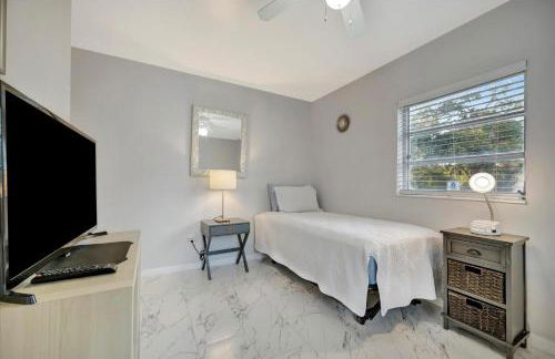 Sleeps 8 Near Busch Gardens with BBQ and Fenced Yard - Foto 47