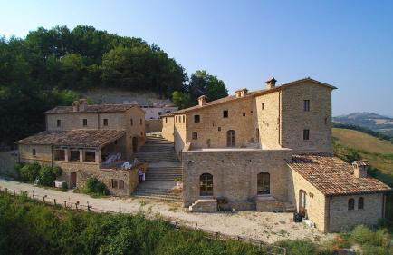 Borgo Storico Cisterna - Photo 1