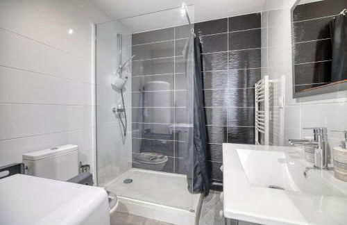 Le COSY Toulouse 3 min de la Gare à pieds Parking gratuit ventilateur - Foto 33