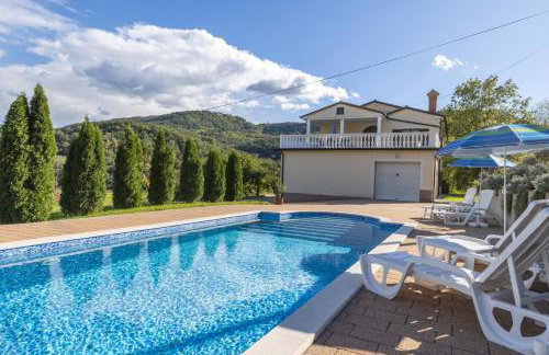 Maria Buzet 1 with Shared Pool - Foto 1