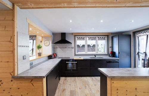 Chalet les 4 saisons - Ski, parking et jardin - Foto 19